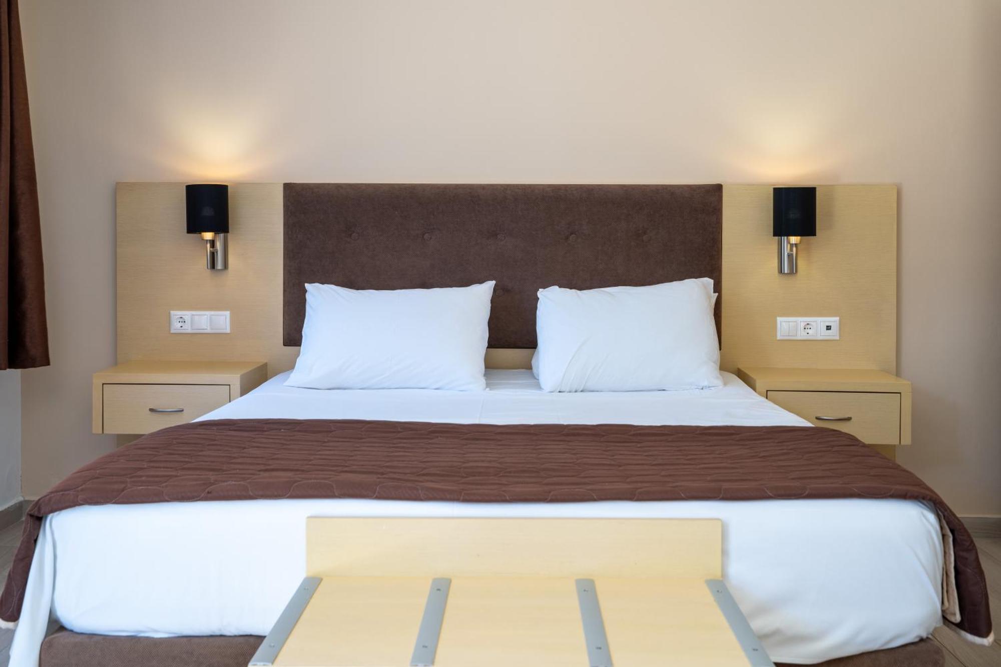 Yénion Vliho Bay Boutique Hotel חדר תמונה