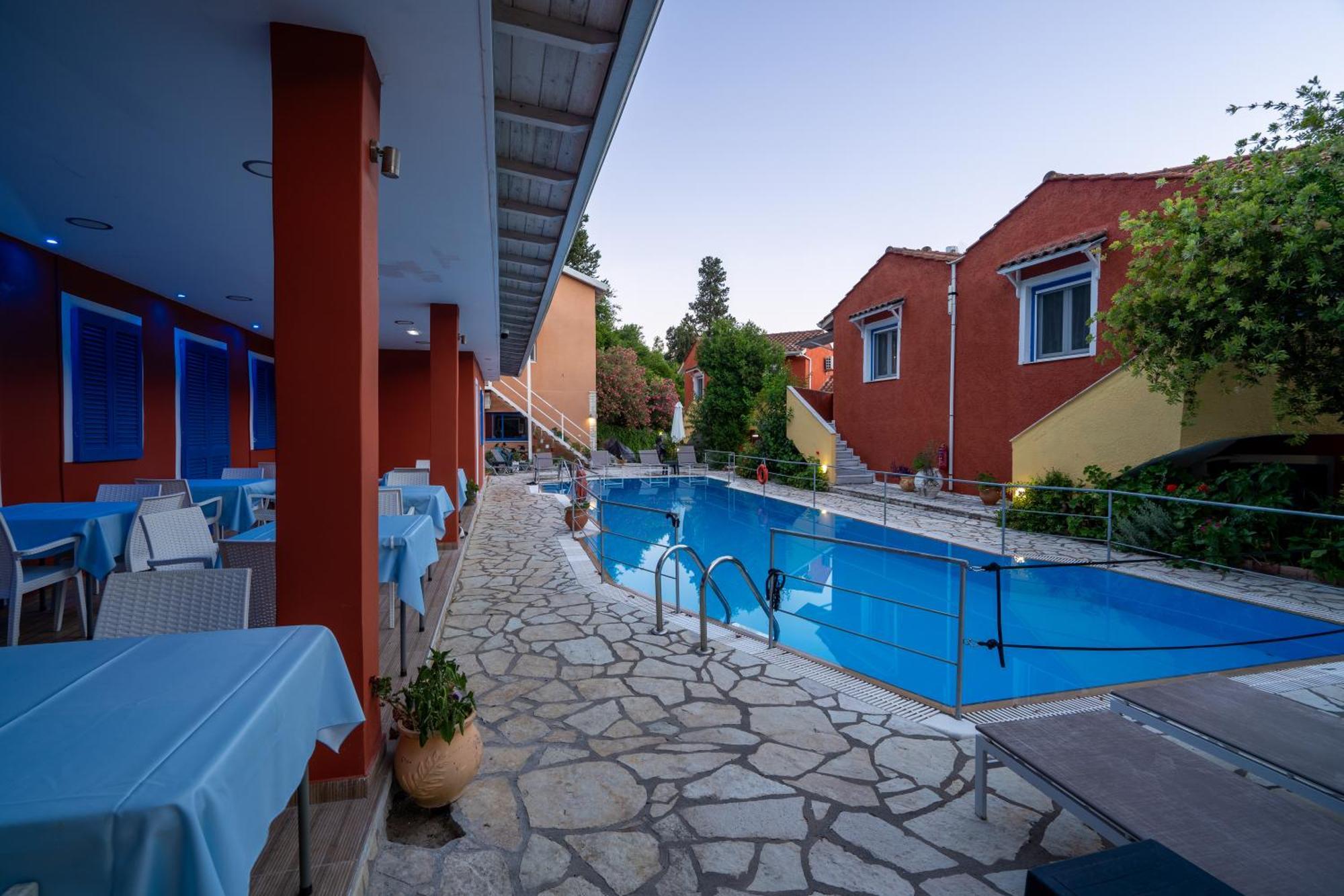 Yénion Vliho Bay Boutique Hotel מראה חיצוני תמונה