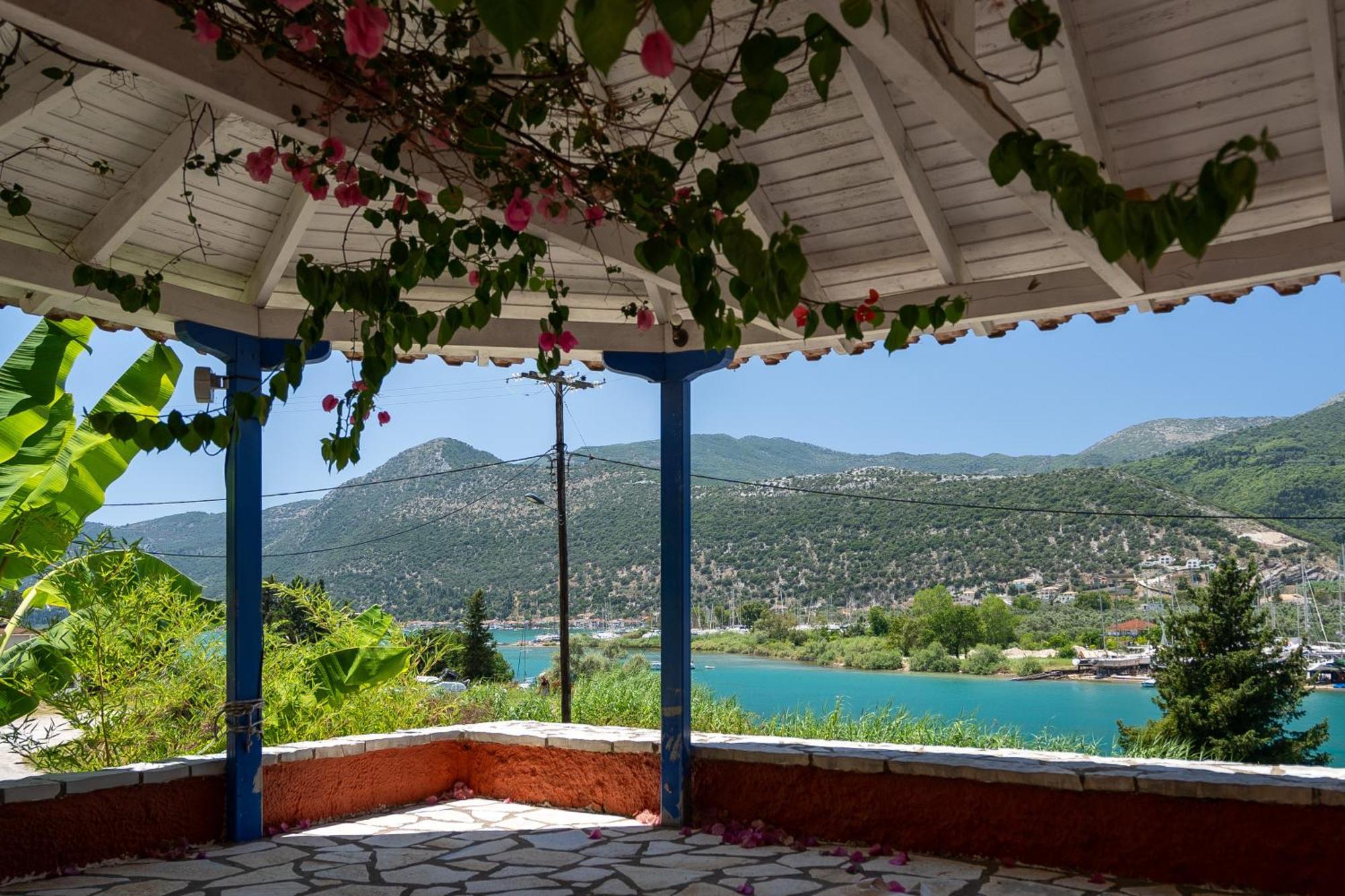 Yénion Vliho Bay Boutique Hotel מראה חיצוני תמונה
