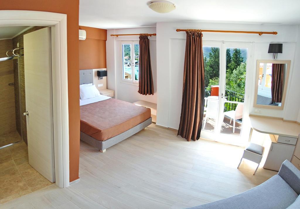 Yénion Vliho Bay Boutique Hotel מראה חיצוני תמונה